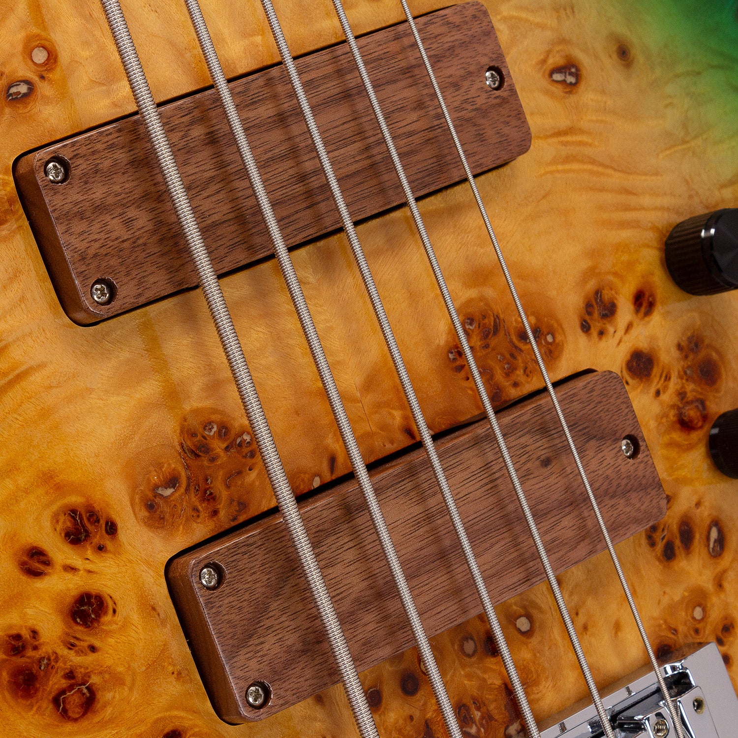 Babilon Master V Five Strings Electric Bass in Green - Image 10