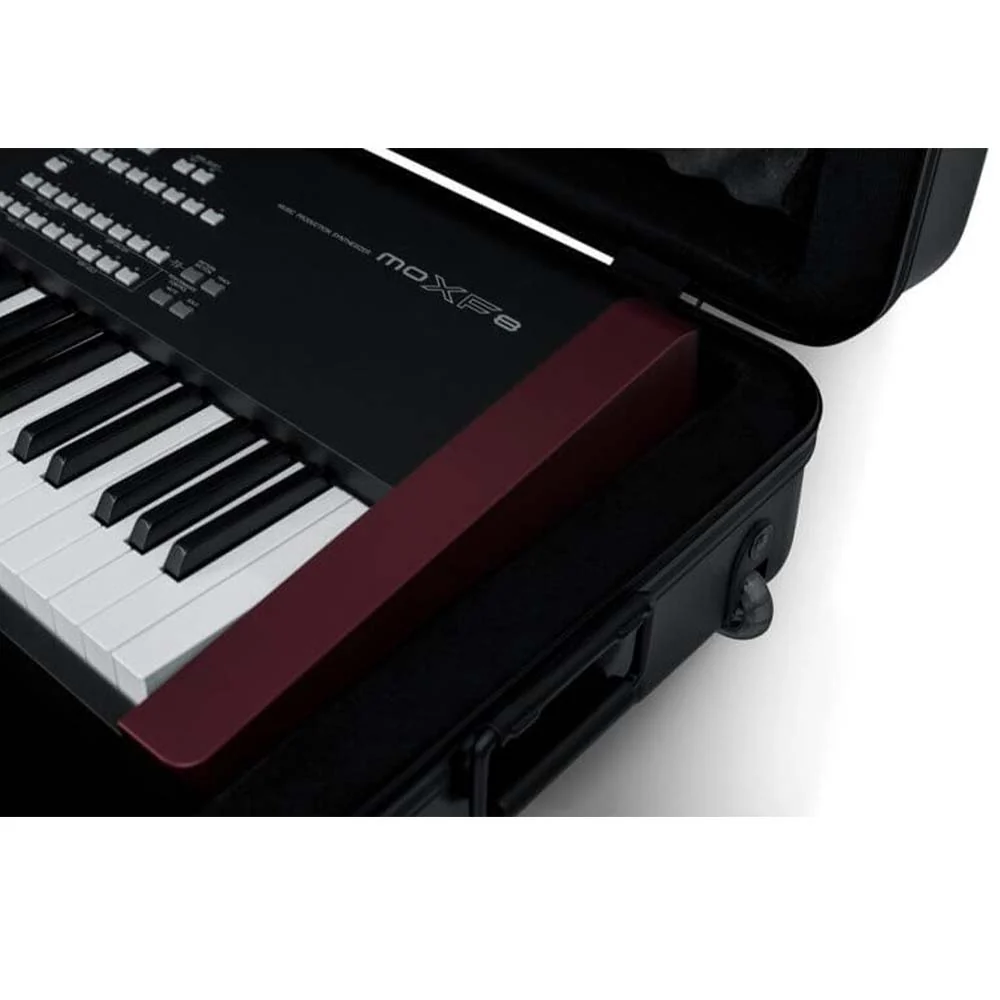 Gator GTSA-KEY88SL TSA Series Molded Polyethylene Keyboard Case with Wheels - Image 6